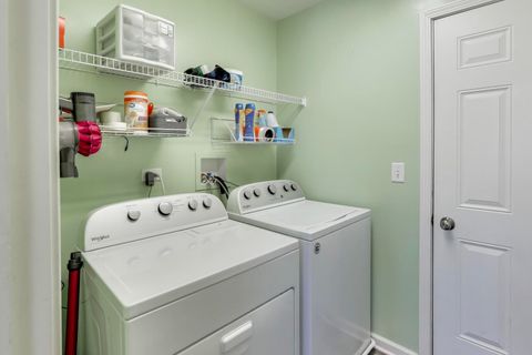 Tiny photo for 2764 Woodworth Avenue, Woodstock, IL 60098 (MLS # 12553761)