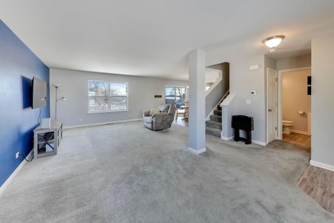 Tiny photo for 2764 Woodworth Avenue, Woodstock, IL 60098 (MLS # 12553761)