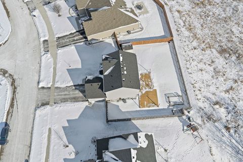 Tiny photo for 2764 Woodworth Avenue, Woodstock, IL 60098 (MLS # 12553761)