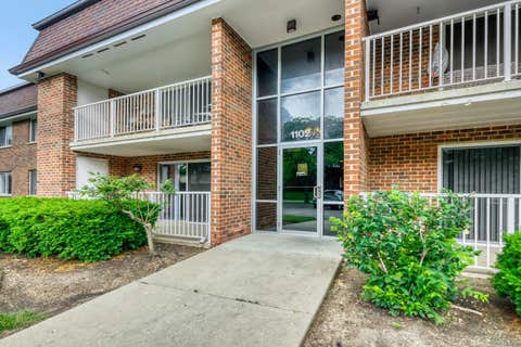 Tiny photo for 1102 Westover Lane #1A, Schaumburg, IL 60193 (MLS # 12678017)