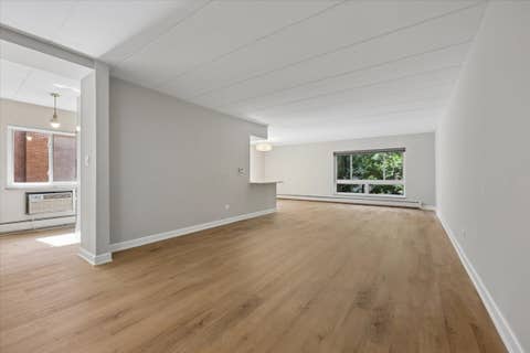 Tiny photo for 203 N KENILWORTH Avenue #2P, Oak Park, IL 60302 (MLS # 12712850)
