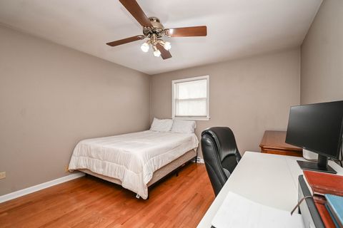 Tiny photo for 3877 Grandview Avenue, Gurnee, IL 60031 (MLS # 12598062)