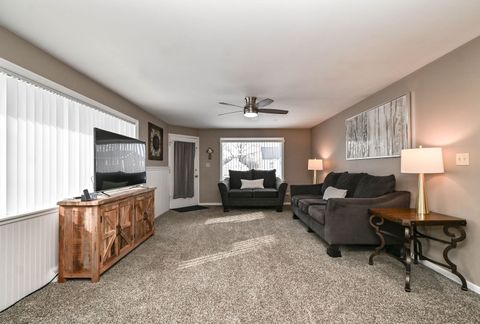 Tiny photo for 3877 Grandview Avenue, Gurnee, IL 60031 (MLS # 12598062)
