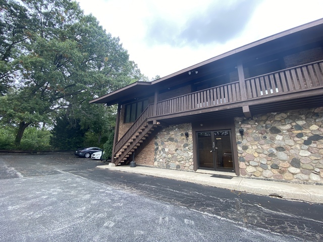 12760 S HARLEM Avenue 6