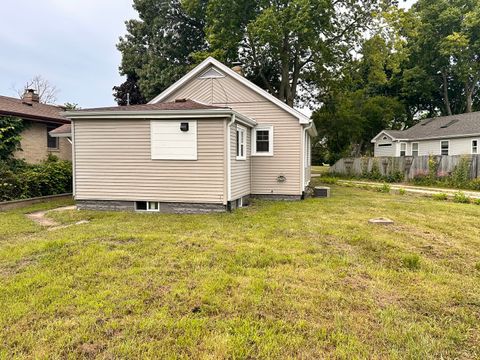 Tiny photo for 108 18th Avenue, Naplate, IL 61350 (MLS # 12715408)
