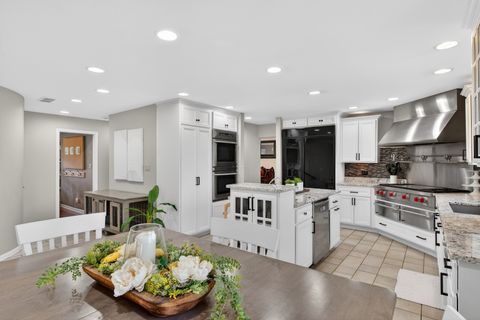 Tiny photo for 3909 Forest Avenue, Downers Grove, IL 60515 (MLS # 12596820)