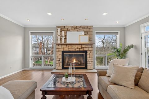 Tiny photo for 3909 Forest Avenue, Downers Grove, IL 60515 (MLS # 12596820)