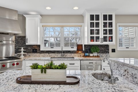 Tiny photo for 3909 Forest Avenue, Downers Grove, IL 60515 (MLS # 12596820)