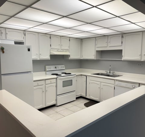 Tiny photo for 350 Plum Creek Drive #407, Wheeling, IL 60090 (MLS # 12735271)