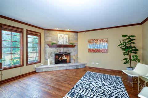 Tiny photo for 315 Arbor Glen Boulevard, Schaumburg, IL 60195 (MLS # 12485209)