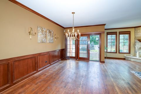 Tiny photo for 315 Arbor Glen Boulevard, Schaumburg, IL 60195 (MLS # 12485209)