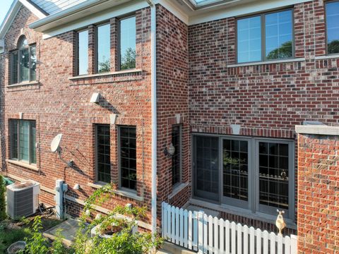 Tiny photo for 315 Arbor Glen Boulevard, Schaumburg, IL 60195 (MLS # 12485209)