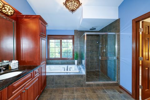 Tiny photo for 315 Arbor Glen Boulevard, Schaumburg, IL 60195 (MLS # 12485209)