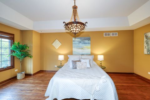 Tiny photo for 315 Arbor Glen Boulevard, Schaumburg, IL 60195 (MLS # 12485209)