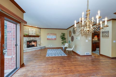 Tiny photo for 315 Arbor Glen Boulevard, Schaumburg, IL 60195 (MLS # 12485209)