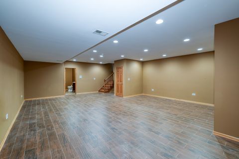 Tiny photo for 315 Arbor Glen Boulevard, Schaumburg, IL 60195 (MLS # 12485209)