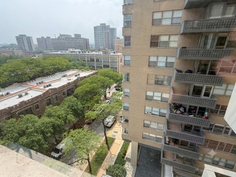 Tiny photo for 6301 N Sheridan Road #9V, Chicago, IL 60660 (MLS # 12727762)