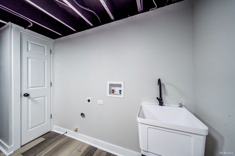 Tiny photo for 9241 S Kingston Avenue, Chicago, IL 60617 (MLS # 12515919)