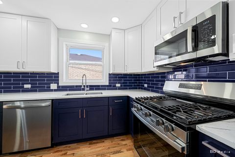 Tiny photo for 9241 S Kingston Avenue, Chicago, IL 60617 (MLS # 12515919)