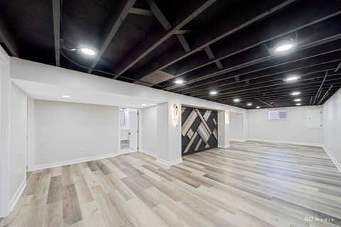 Tiny photo for 9241 S Kingston Avenue, Chicago, IL 60617 (MLS # 12515919)