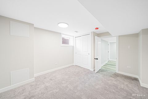 Tiny photo for 9241 S Kingston Avenue, Chicago, IL 60617 (MLS # 12515919)