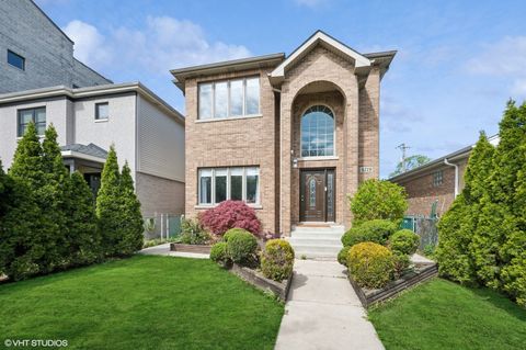 4218 N CALIFORNIA Avenue Chicago IL 60618