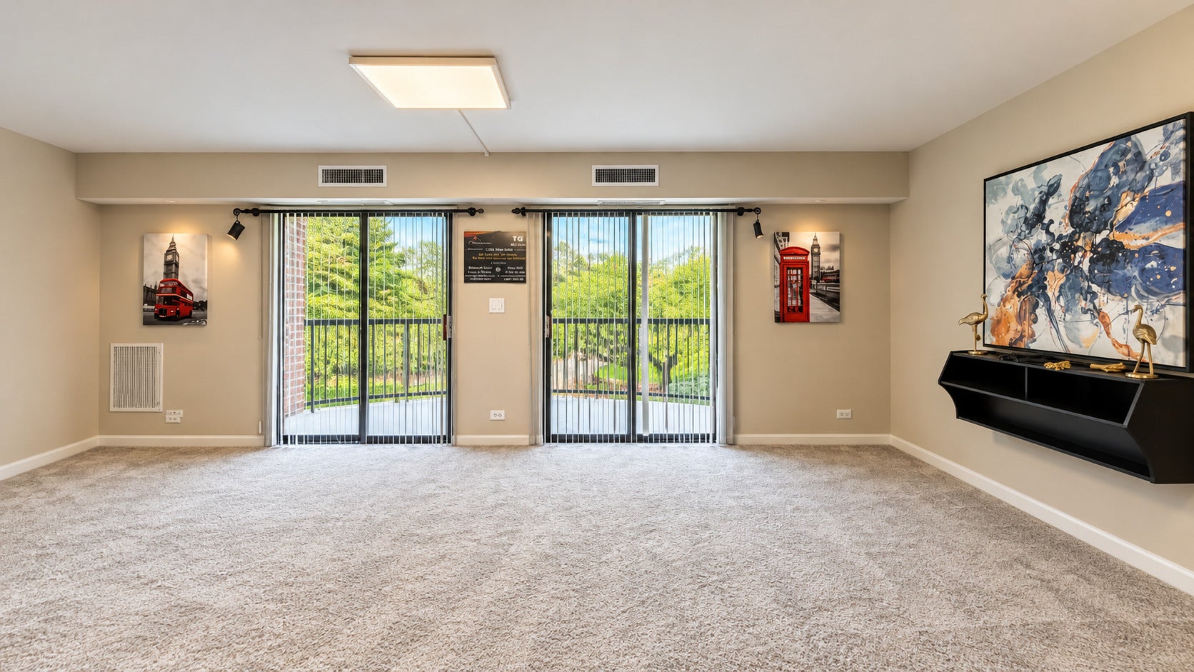1605 E Central Road 202A