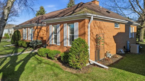 Tiny photo for 1101 Northridge Drive, Dixon, IL 61021 (MLS # 12602573)