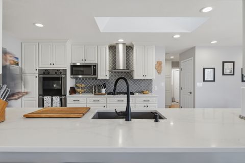 Tiny photo for 1101 Northridge Drive, Dixon, IL 61021 (MLS # 12602573)