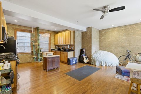 Tiny photo for 1634 W Columbia Avenue #1N, Chicago, IL 60626 (MLS # 12668799)