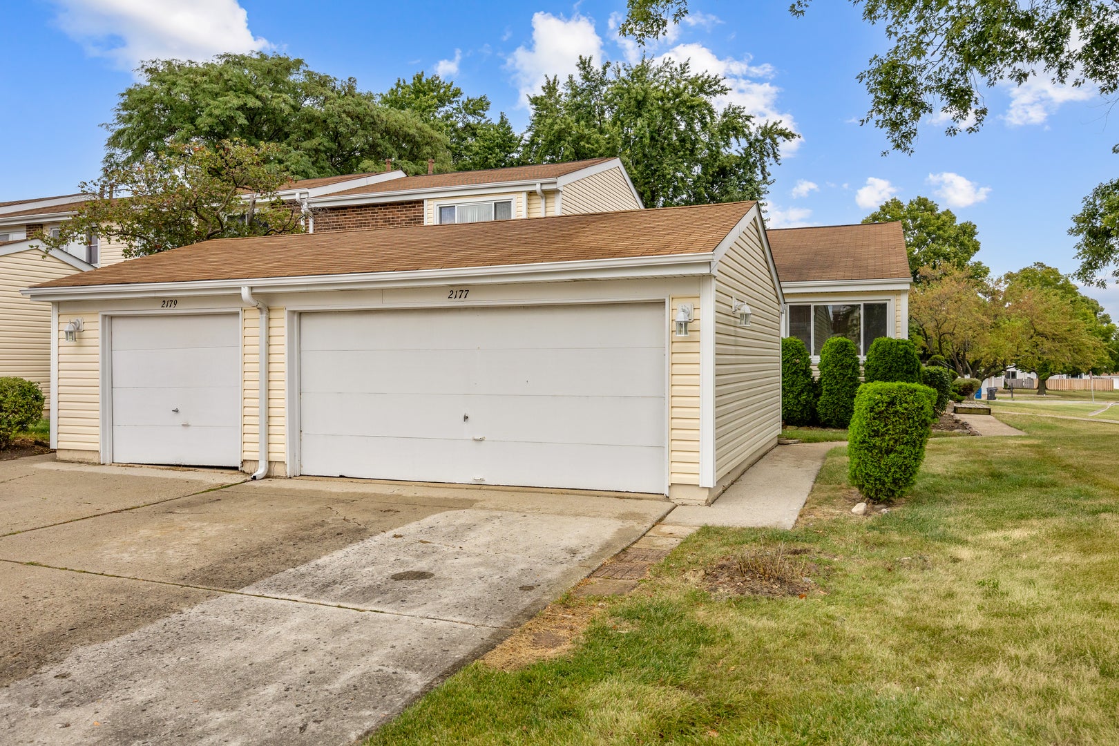 2177 Chaucer Lane