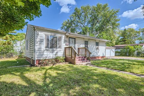 A home in Sauk Village