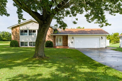Photo of 10319 58th Street, Milan, IL 61264 (MLS # 12761838)