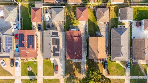 Tiny photo for 7817 S Kenton Avenue, Chicago, IL 60652 (MLS # 12489515)