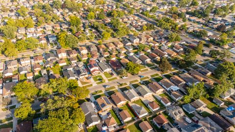Tiny photo for 7817 S Kenton Avenue, Chicago, IL 60652 (MLS # 12489515)