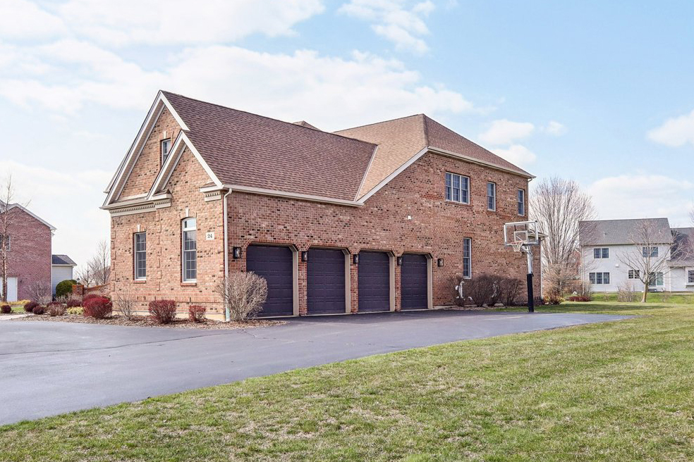 24 Wood Oaks Drive