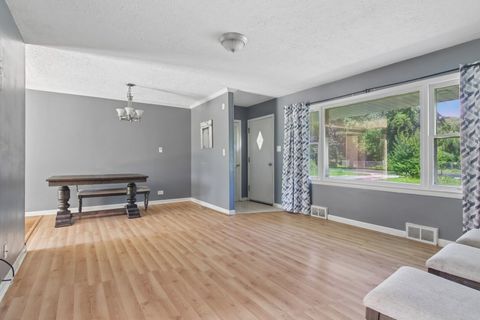 Tiny photo for 2N418 Amy Avenue, Glen Ellyn, IL 60137 (MLS # 12705136)