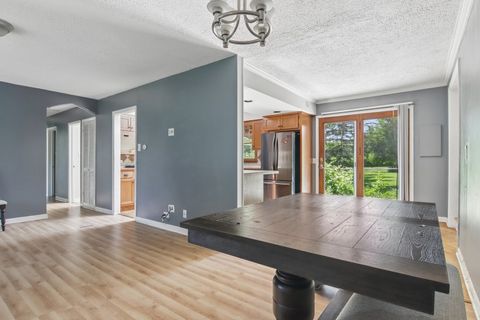 Tiny photo for 2N418 Amy Avenue, Glen Ellyn, IL 60137 (MLS # 12705136)