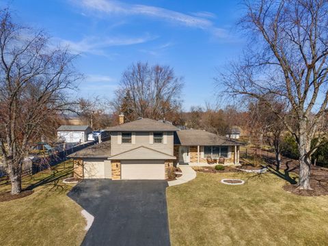 Photo of 28W448 Diversey Avenue, West Chicago, IL 60185 (MLS # 12578478)