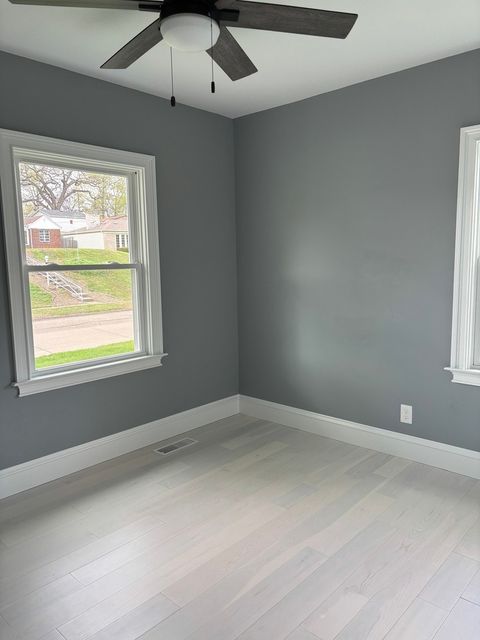 Tiny photo for 2407 Warren Street, Davenport, IA 52804 (MLS # 12628295)