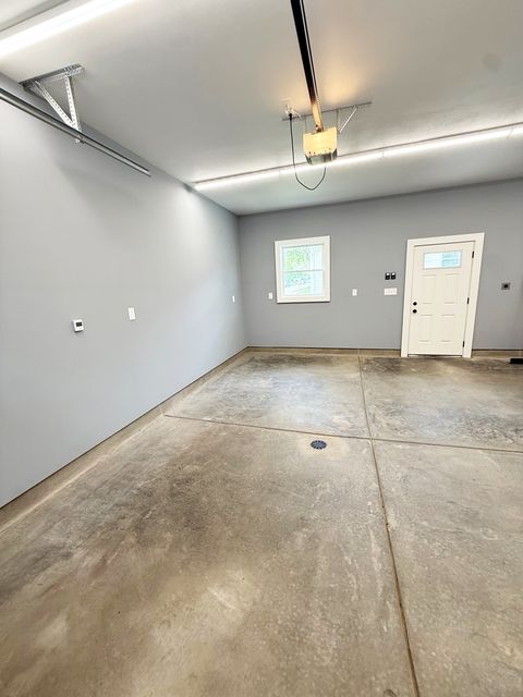 Tiny photo for 2407 Warren Street, Davenport, IA 52804 (MLS # 12628295)