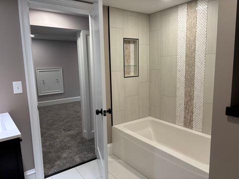 Tiny photo for 2407 Warren Street, Davenport, IA 52804 (MLS # 12628295)