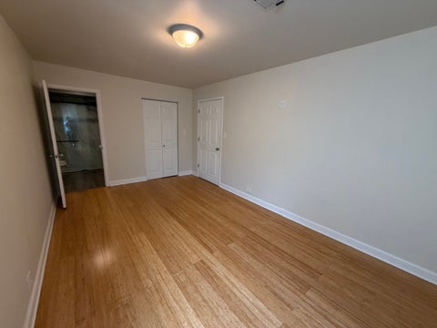 Tiny photo for 10801 OAK Avenue, Chicago Ridge, IL 60415 (MLS # 12757157)