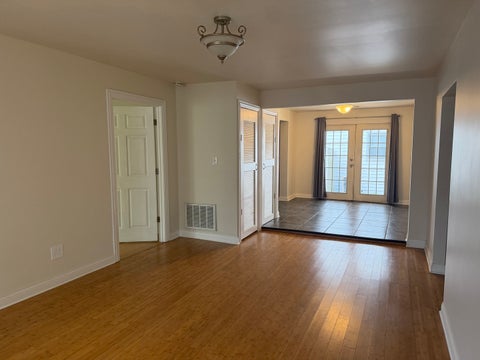 Tiny photo for 10801 OAK Avenue, Chicago Ridge, IL 60415 (MLS # 12757157)