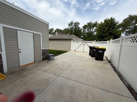 Tiny photo for 10801 OAK Avenue, Chicago Ridge, IL 60415 (MLS # 12757157)