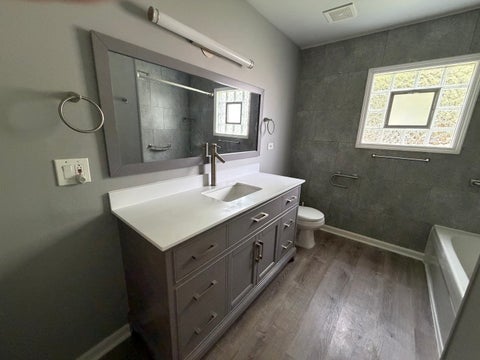 Tiny photo for 10801 OAK Avenue, Chicago Ridge, IL 60415 (MLS # 12757157)