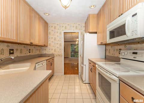 Tiny photo for 3407 41ST Street #0, Moline, IL 61256 (MLS # 12699022)