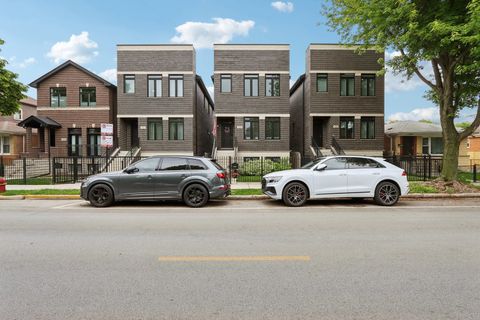 3305 S Racine Avenue Chicago IL 60608