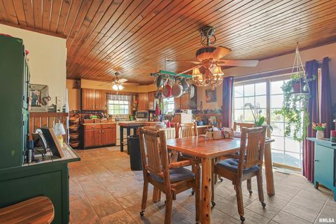 Tiny photo for 11939 Cochran Road, Marion, IL 62959 (MLS # EB459817)