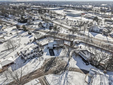 Tiny photo for 409 Essex Court, Geneva, IL 60134 (MLS # 12551980)